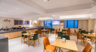 City Comfort Inn Liuzhou Wuxing Walking Street Zhonghuan Tower - 4
