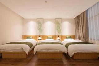 Green Tree Inn Nanchang Zhongshan Road Bayiguan - 4