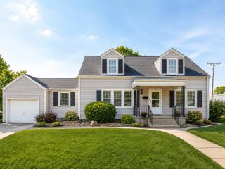 4 Bedroom Wentzville Adventure Sleeps 12 - 9