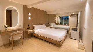 LUMA Phrom Phong - 4