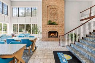Days Inn by Wyndham Lisbon - 5