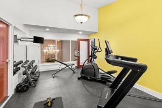 Days Inn by Wyndham Lisbon - 2