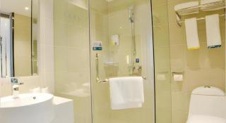 City Comfort Inn Wuhan Huanghe Tower Shouyi Metro Station - 2