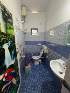 Wave Watchers Home Stay SINGLE ROOM - 1