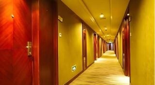 Friendship Hotel - 9