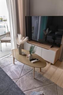 Title Serenity 1-Bedroom Suite with Balcony by TVC A312 - 7