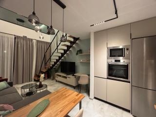 Sun Petradi Loft Apartment - 3