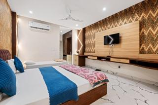 RBS Hotel & Restaurant 5 mint walking distance from Ram Janam Bhumi - 8