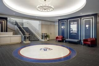 The Inn at Penn, A Hilton Hotel - 6