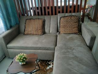 Spacious Studio unit with Balcony and Seaview - 4