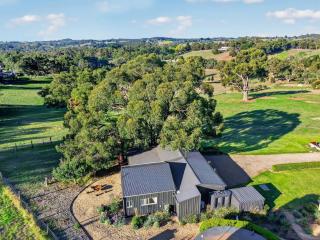 Fairview Rise | Luxury Private Farm Escape for 2 - 8