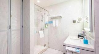 Qingdao Galaxy Holiday Hotel - 2