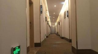 GreenTree Inn Wuxi Jiangyin City Ligang Town Chenshu Road - 5
