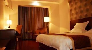 GreenTree Inn Jiuquan Century Plaza Hotel - 3