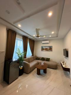 Modern 1BHK Apartment DHA, Netflix, Secure - 9