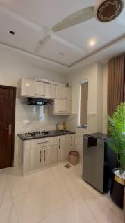 Modern 1BHK Apartment DHA, Netflix, Secure - 2
