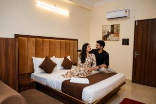 Hotel Vaani Stay Near Prestige College Bhopal - 8