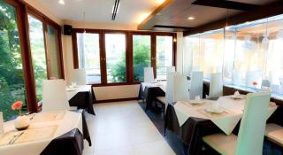 The Residence Airport & Spa Hotel - 5