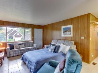 8th Hole Getaway Condo MCA #1209 - Manzanita - 1