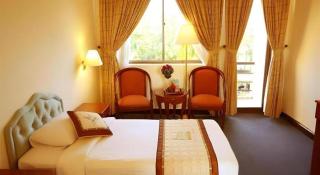 Royal Hotel - 5