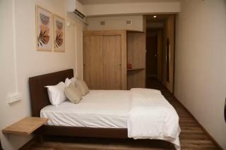 Waterfront Seaview Apartment - 6