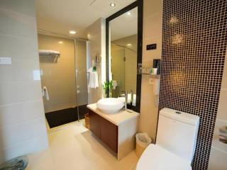 Yijian Holiday Hotel - 3