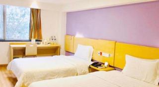 7 Days Inn Tianjin Ancient Cultural Street Jinshiqiao Metro Station - 9