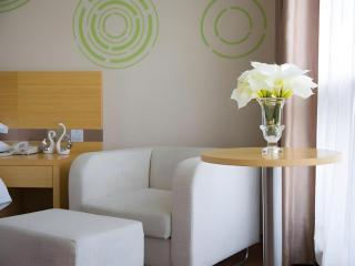 GreenTree Inn Yancheng Jiefang Road Express Hotel - 8