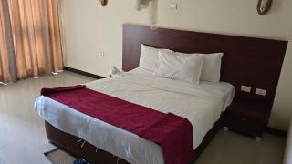 Yiganda Hotel, Safari Tours - 7