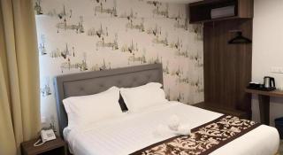 Hotel LoLex Kuchai Lama - 5