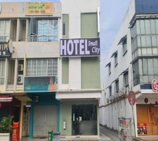 OYO 90862 Hotel Small City - 7