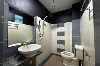 Bull & Bear Airport Hotel Langkawi - 2