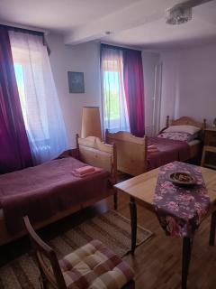 Zimmer A Veljanovski - 9