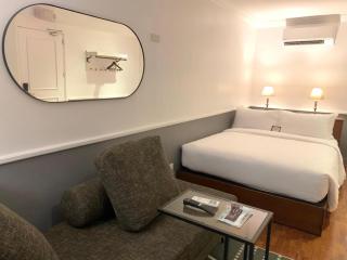 The Henry Suites MiraNila Quezon City - Manila - 1
