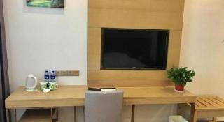GreenTree Inn Huaibei Xiangshan District Guogou Square Hotel - 4