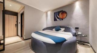 GreenTree Inn Haikou Guomao Business Hotel - 4