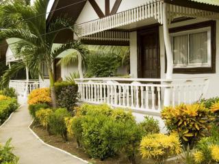 Angelyn's Dive Resort - 1
