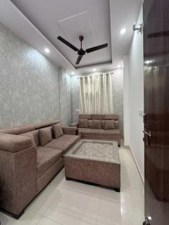 Thehrav Apartments - 8