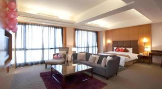 Justwin Grand Hotel - 3