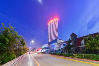 Qinhuangdao Golden Coast Longhua Garden Seaview Hotel - 2