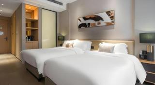 Joyous Hotel - 1