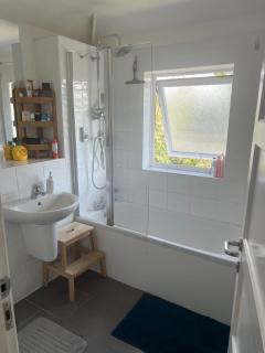 3 Bed house in South Cambridge - next to Cherry Hinton Park - 5