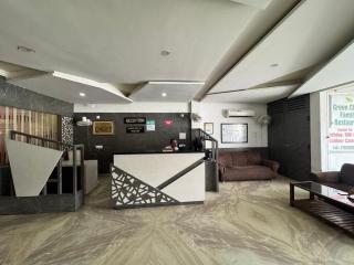 Hotel Corbett Inn - 8