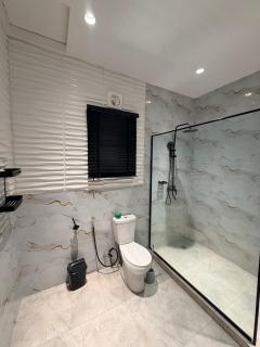 3 bedroom duplex with cinema room & game area - 2
