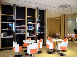 7 Days Premium Guilin Liangjiang Sihu Central Plaza - 4