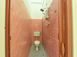 OYO 90639 Hotel Azimah - 3