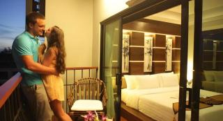 Bamboo House Phuket Hotel - 6