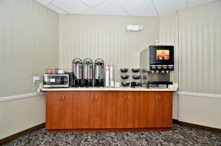 Best Western Summit Inn - 8