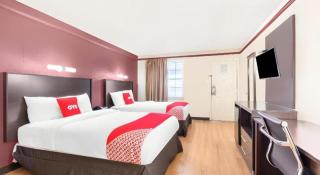 OYO Hotel Tulsa N Sheridan Rd & Airport - 2