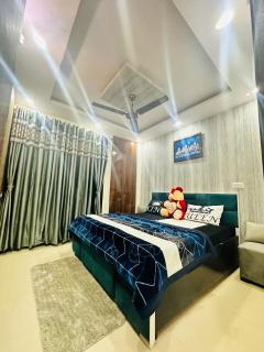 Thehrav Apartments - 2